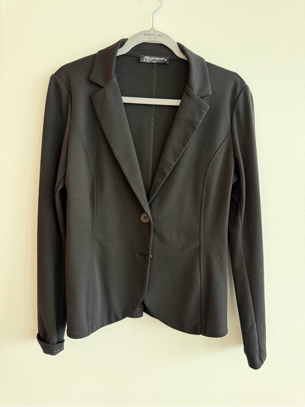 Rinascimento Made in Italy Black Double-Button Tailored Blazer